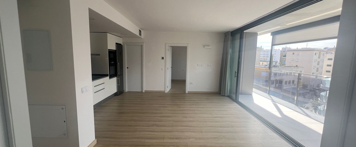 22 avenida de la playa, ROSES, 17480, 2 Habitaciones Habitaciones, ,2 BathroomsBathrooms,Piso,En venta,avenida de la playa,4,1014