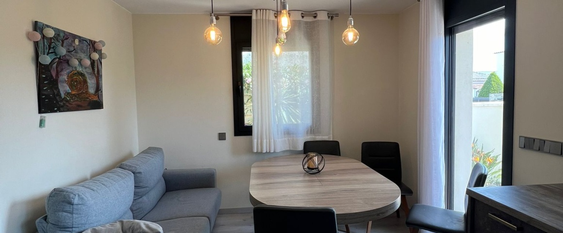 4 Habitaciones Habitaciones, ,4 BathroomsBathrooms,Villa,En venta,1053