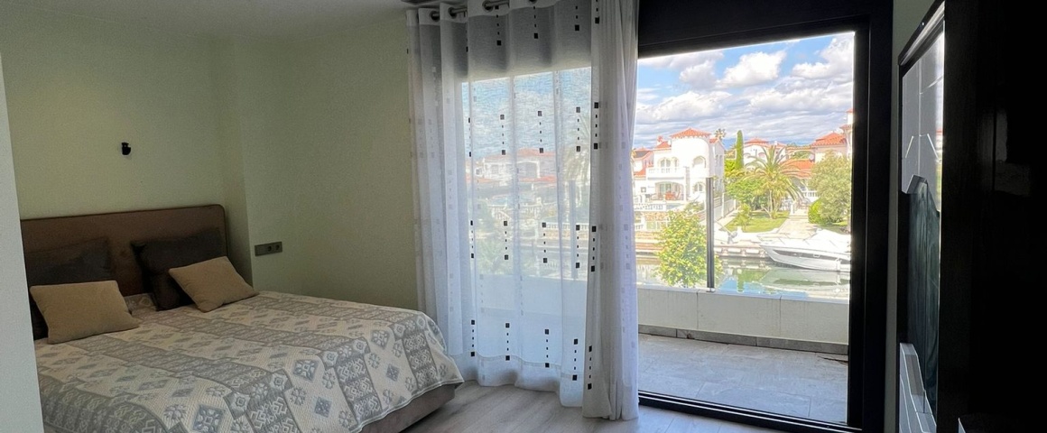 4 Habitaciones Habitaciones, ,4 BathroomsBathrooms,Villa,En venta,1053